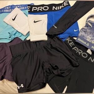 Women’s Volleyball Gear XS and small